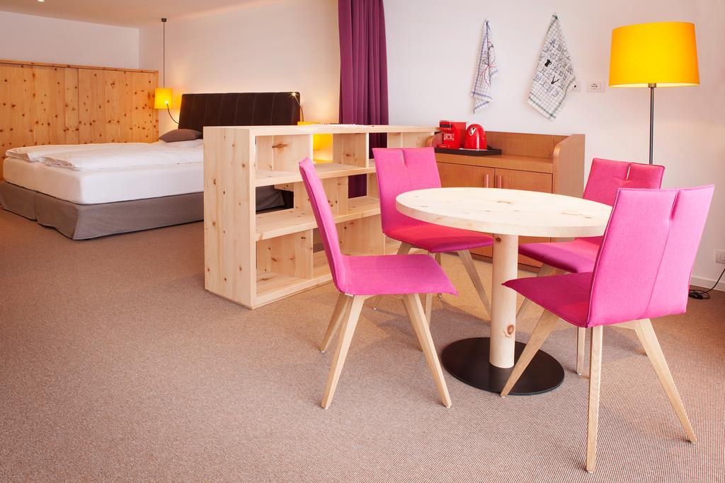 Hotel Cristal Obereggen Extérieur photo